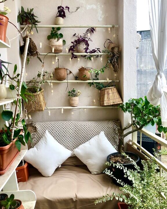 How to Make a Small Balcony Feel Cozy and Inviting